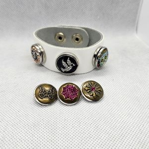 Snap Button White Leather Bracelet with 6 Buttons